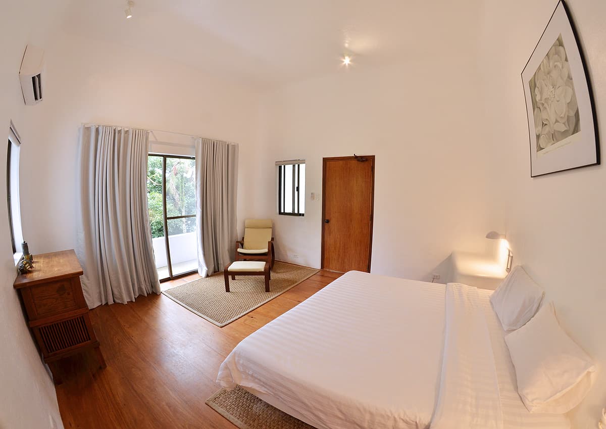 Deluxe room at Raffi's Way villa.